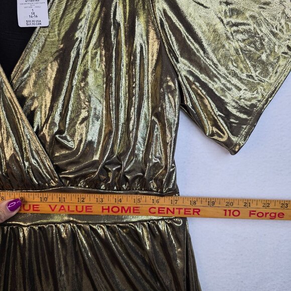 Torrid 1X Liquid Shine Gold Surplice Peplum Top Metallic NYE Holiday Party New - Picture 7 of 8